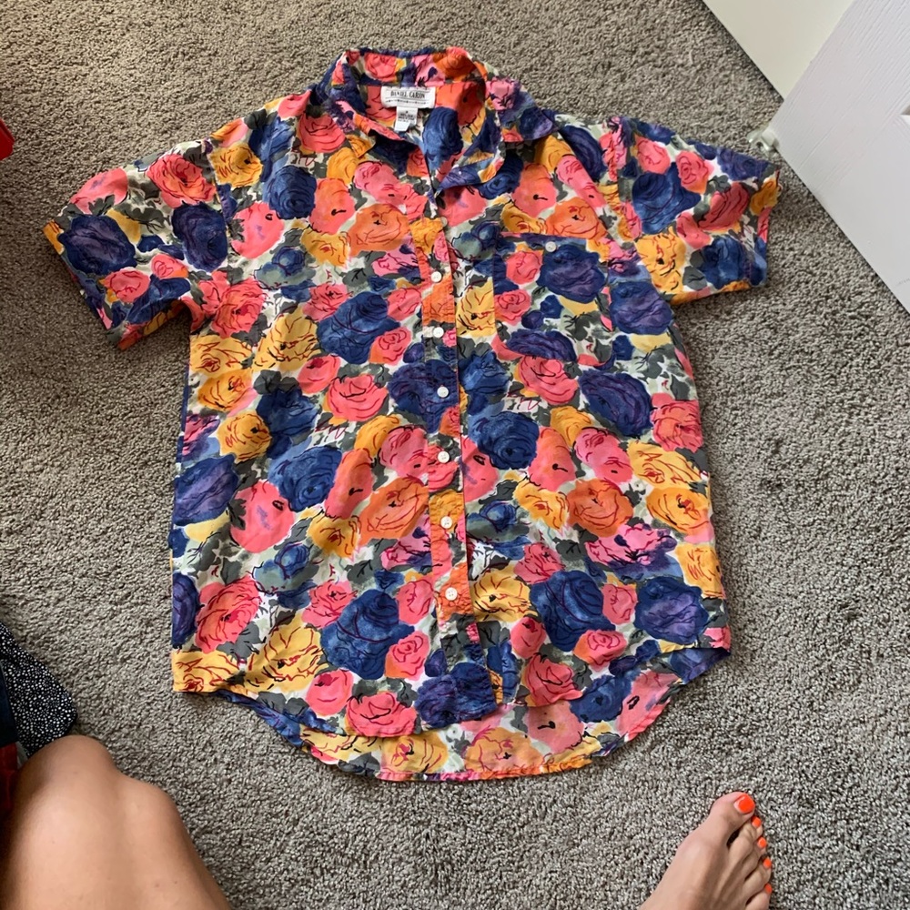 Vintage floral button down size M